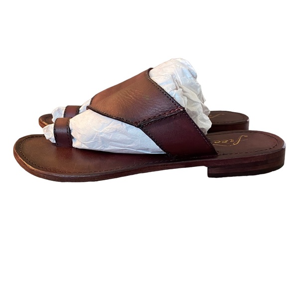 Free People Sant Antoni Slide in The Color Burgundy Size 6 - Picture 2 of 10